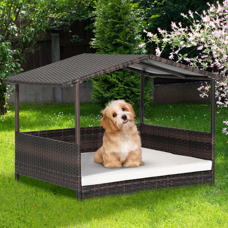 Outdoor Wicker Dog House with Weatherproof Roof